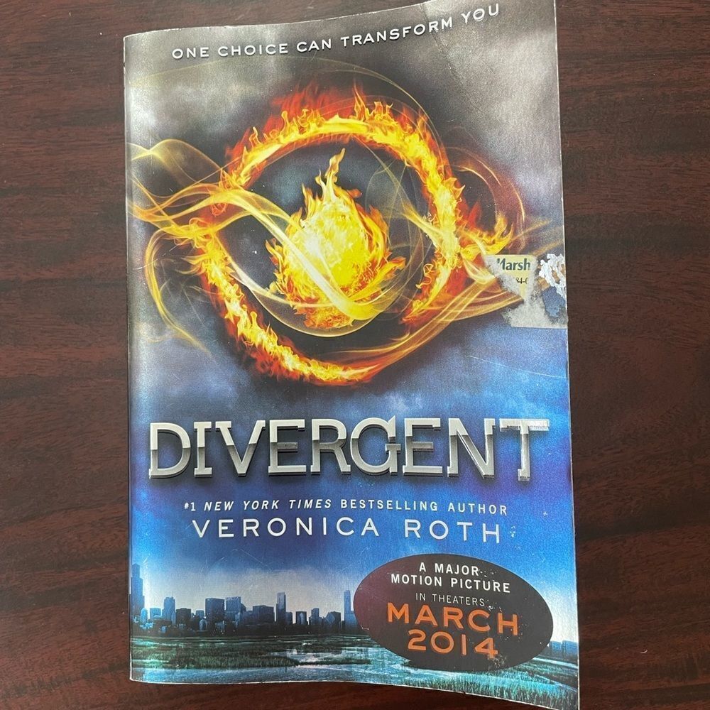 Divergent Book 